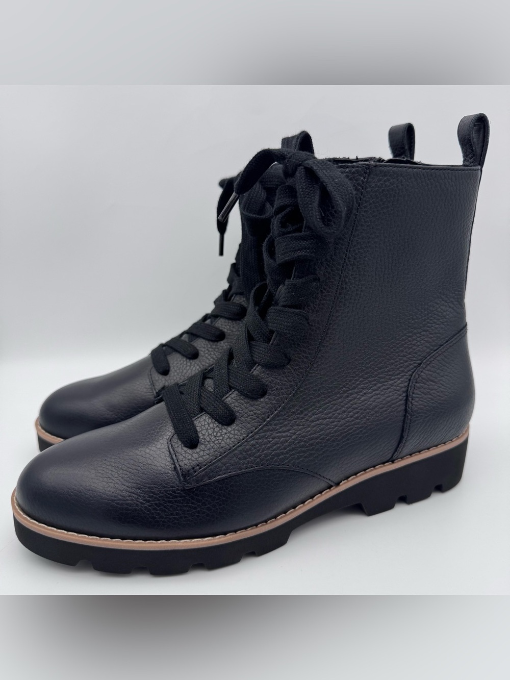 Vionic Lani Waterproof Combat Boots Black Women's Size 6.5 Lug Sole Comfort